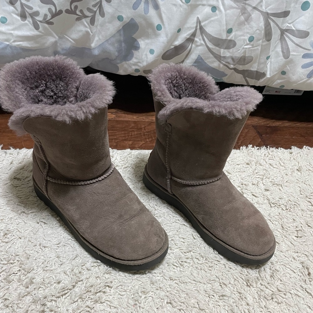 Classic UGGS Purple/Gray